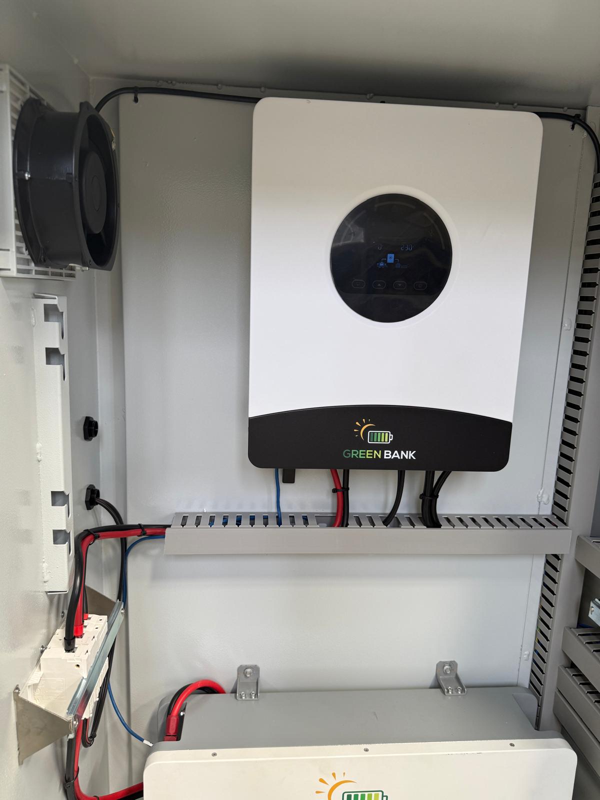 Green Bank Off Grid 6KW System Inverter + 10.24KWH lithium LiFePo4 battery + 12 x 550W 6.6KW Solar Panels