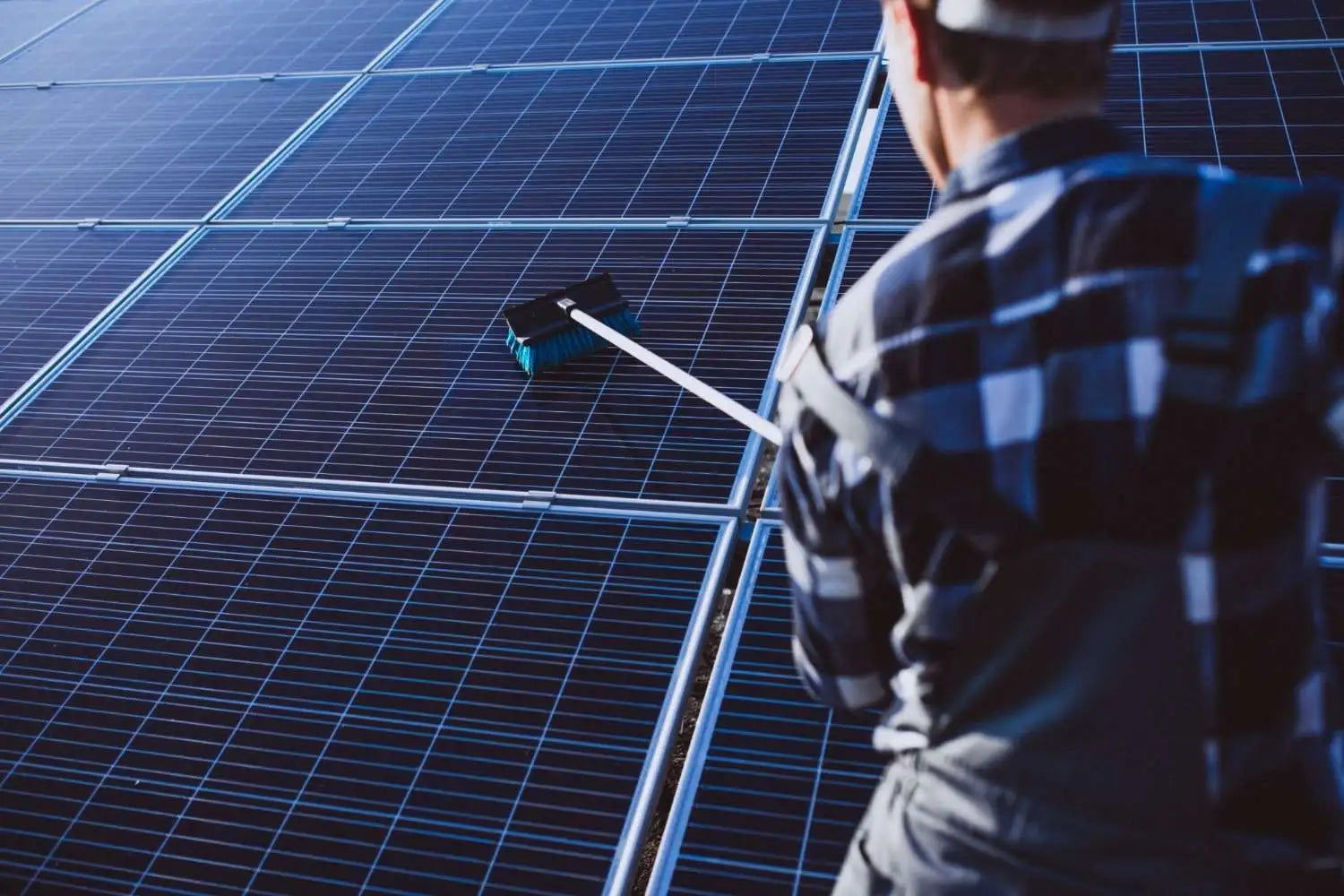 Off Grid Solar Panel Maintenance Tips photo