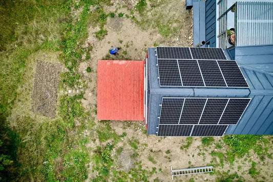 The Ultimate Guide to Off-Grid Solar Systems: Components, Benefits, and Suitability